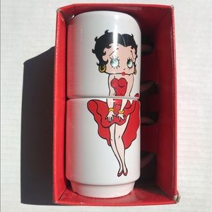 Betty Boop Stacking Mug Set- 2 Mugs Included Comes In Original Box